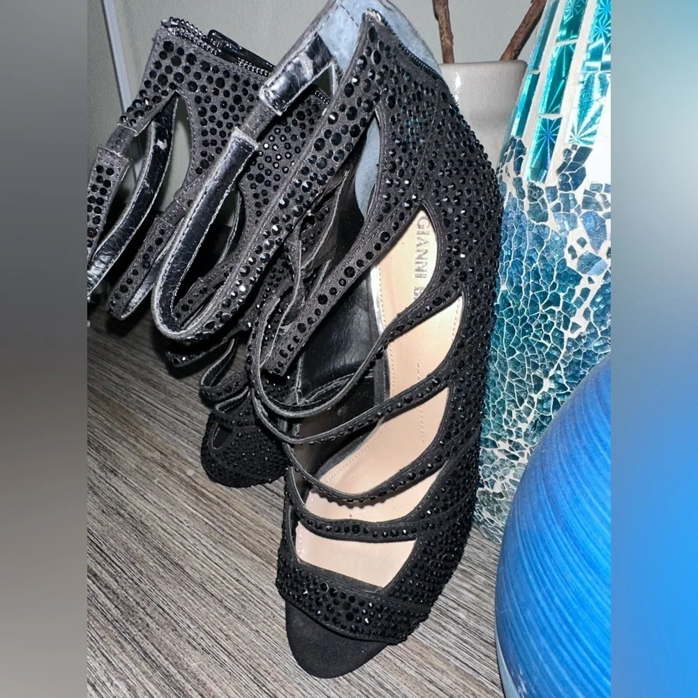 Gianni Bini step into